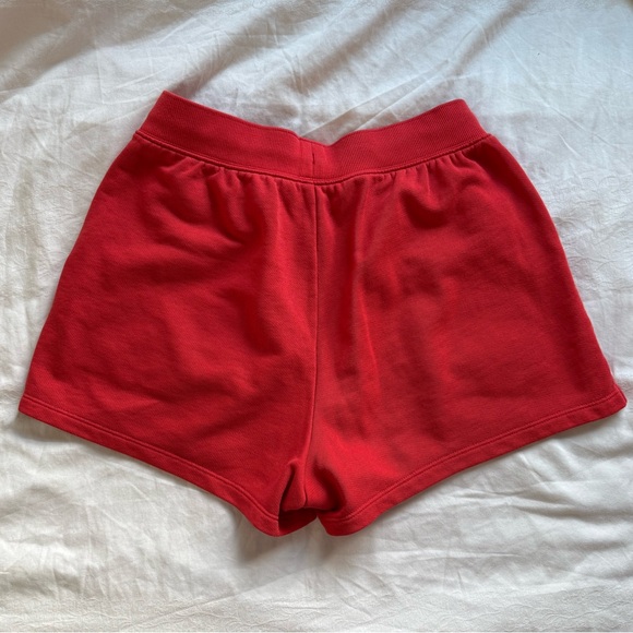 Alo Low Key Sweat Short - Picture 2 of 3